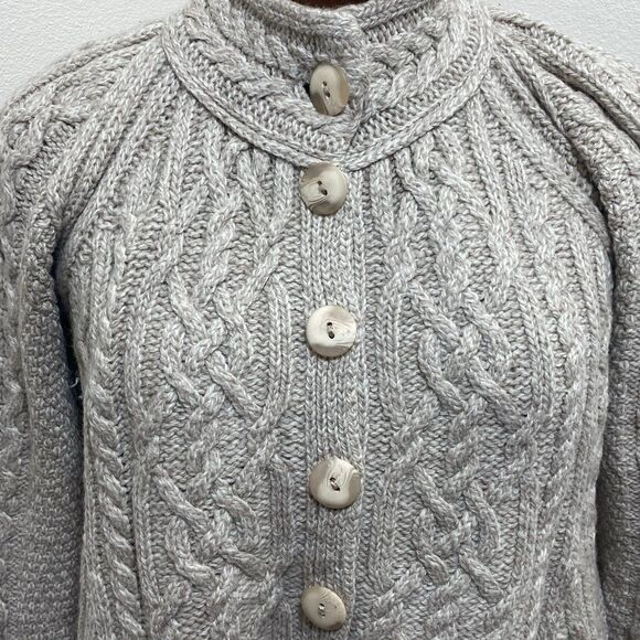 Chunky Irish Aran Sweater Market Hand Knit Women's Size Medium 100% Wool - Picture 8 of 9